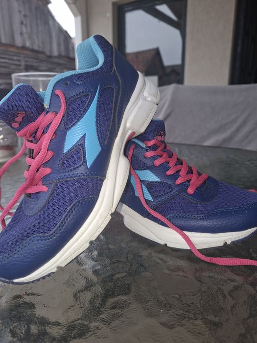 Adidasi diadora damă