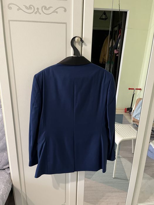 Мужской пиджак смокинг