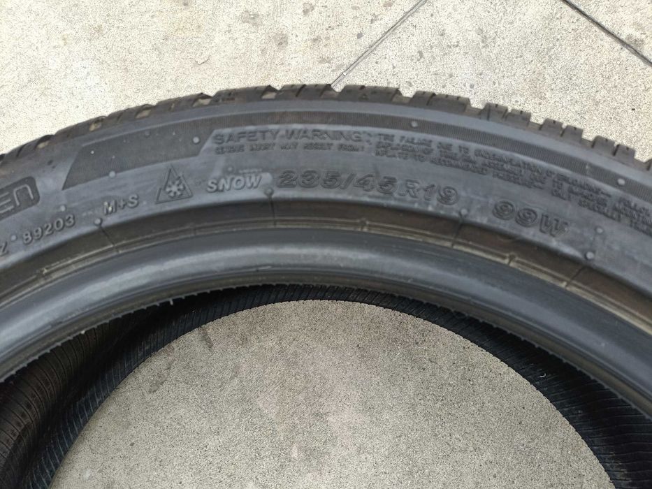 O anvelopa de iarna 235 45 19 bridgestone blizzak 6 enliten 7,5 mm dot 2224