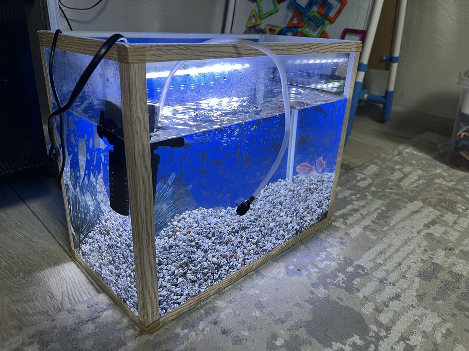 Продам аквариум 25л дешево