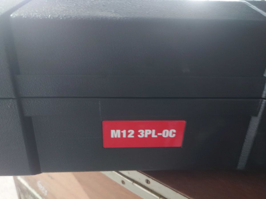 Куфар Milwaukee от лазерен нивелир