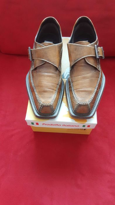 Vand pantofi pile barbati