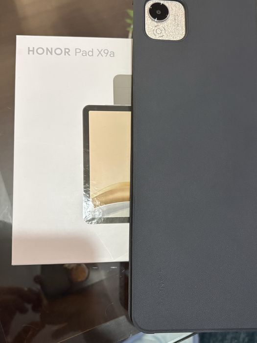 Продавам ~HONOR Pad X9a