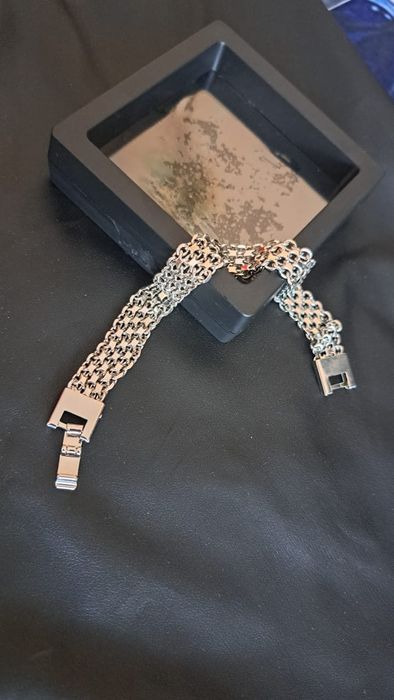 Продам браслет !!!