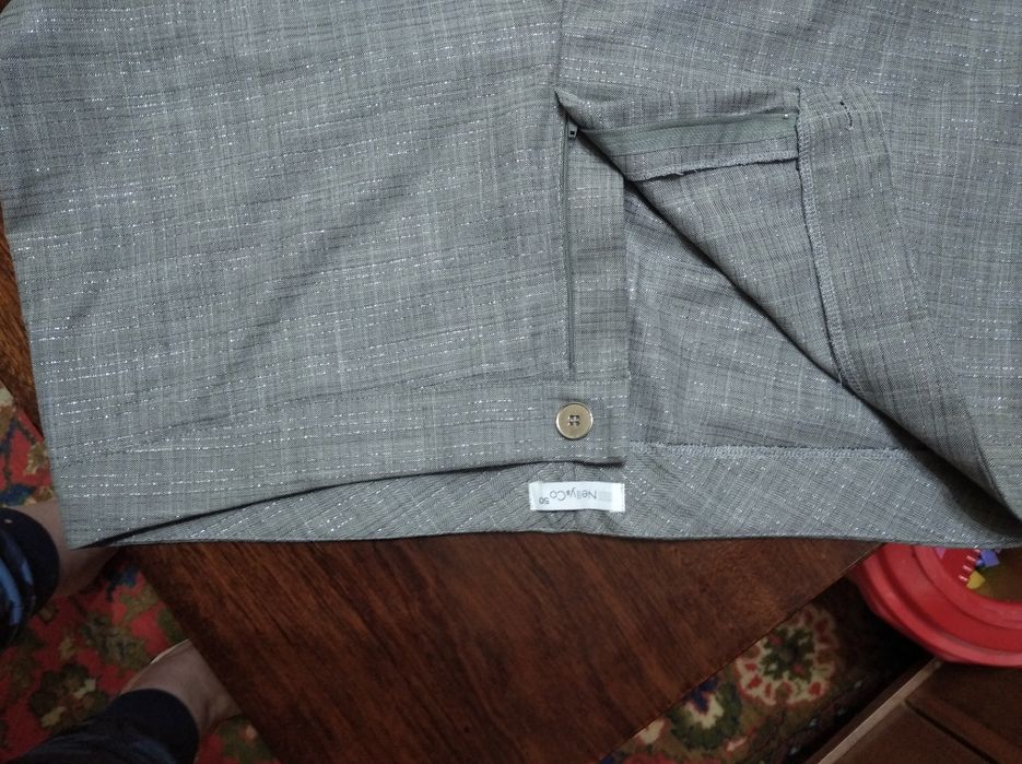 Продаются женские брюки