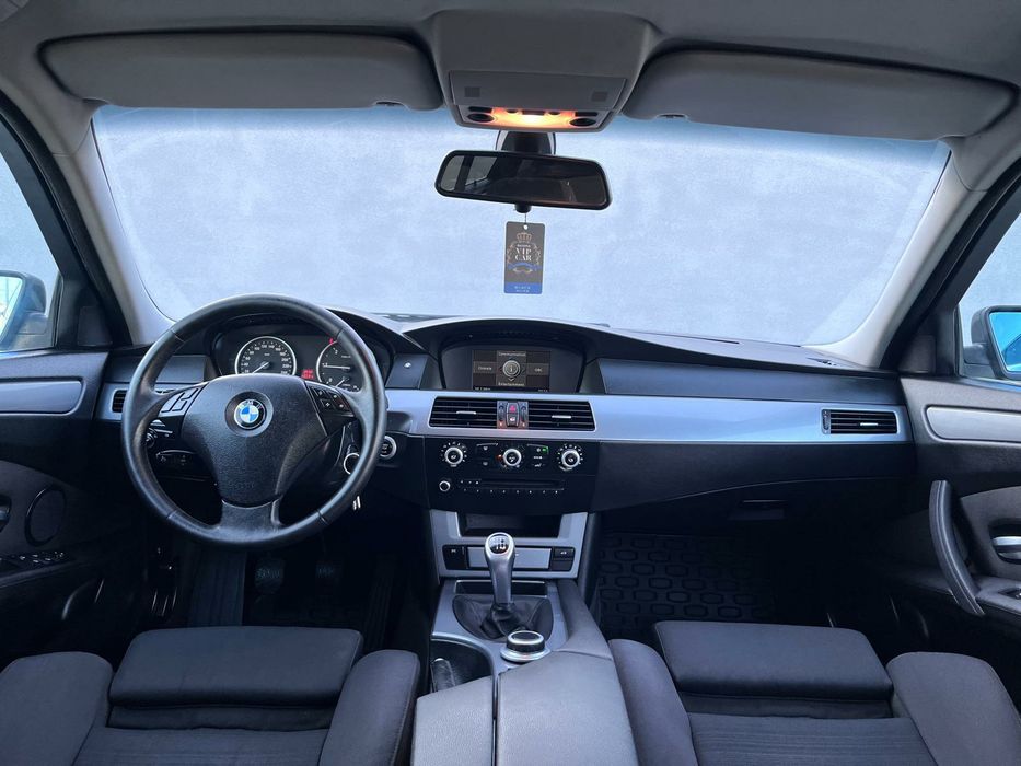 BMW 5 Series 2009 — imagine 5