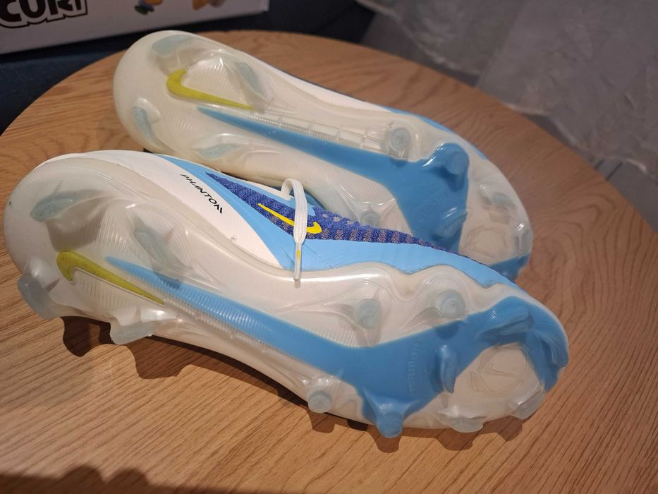 Nike Phantom Elite low Lv8