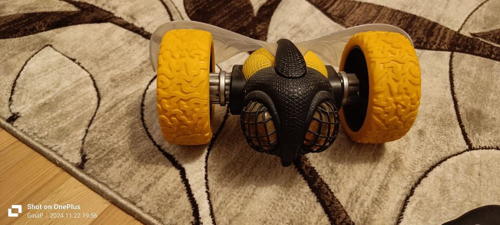 Jucarie ptr copii cu telecomandă