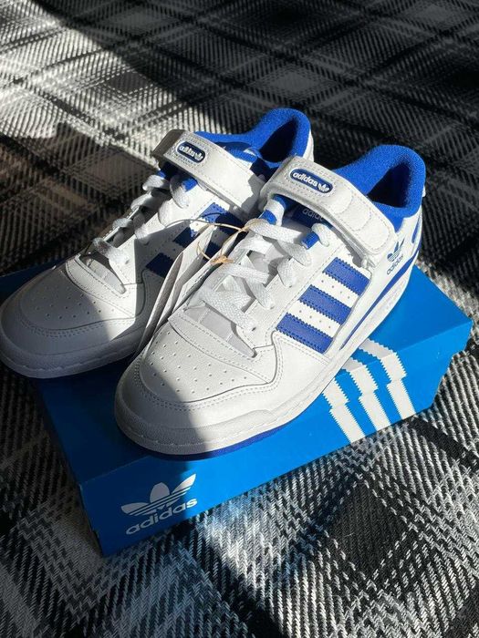 Кроссовки: Adidas forum low