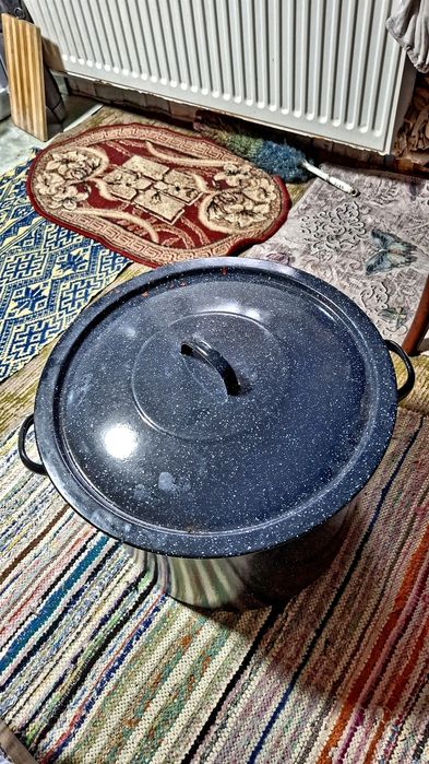 Oală emailată nouă