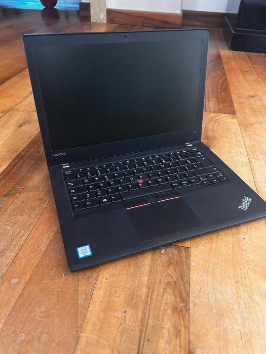 Laptop Lenovo. 238 GB. Aproape nefolosit!