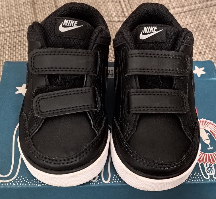 Бебешки обувки Nike Capri