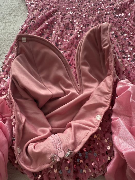 Дамска официална рокля – розова с пайети. Размер S/M