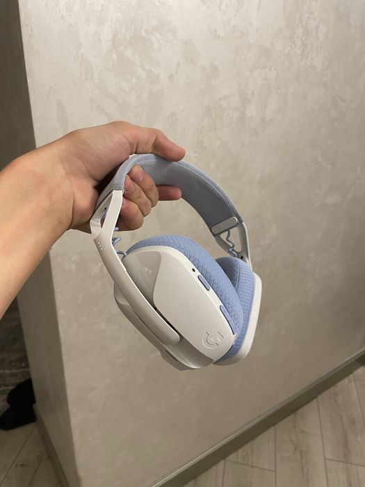 Продам наушники logitech g435 блютуз