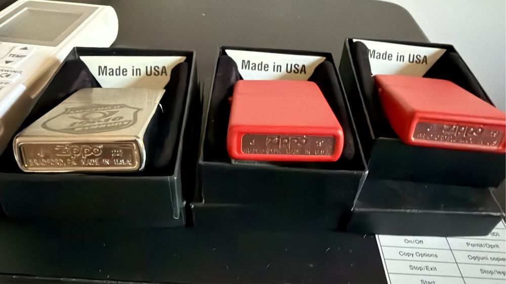 Zippo nou rosu j-19