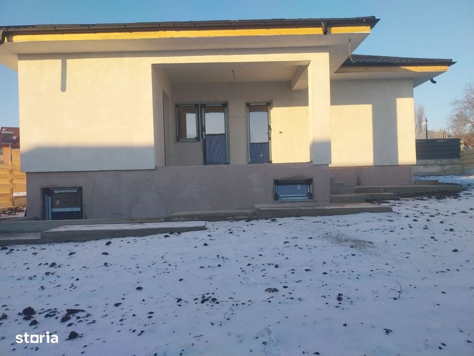 Casa de vanzare - Dumesti
