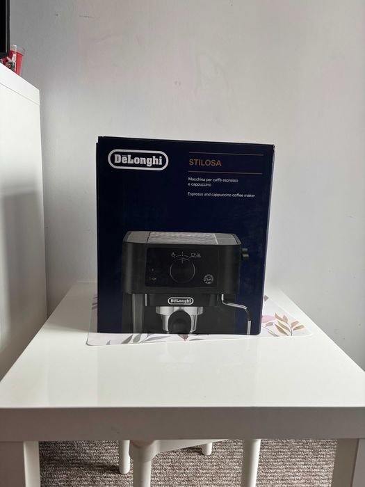 Vand expressor Delonghi