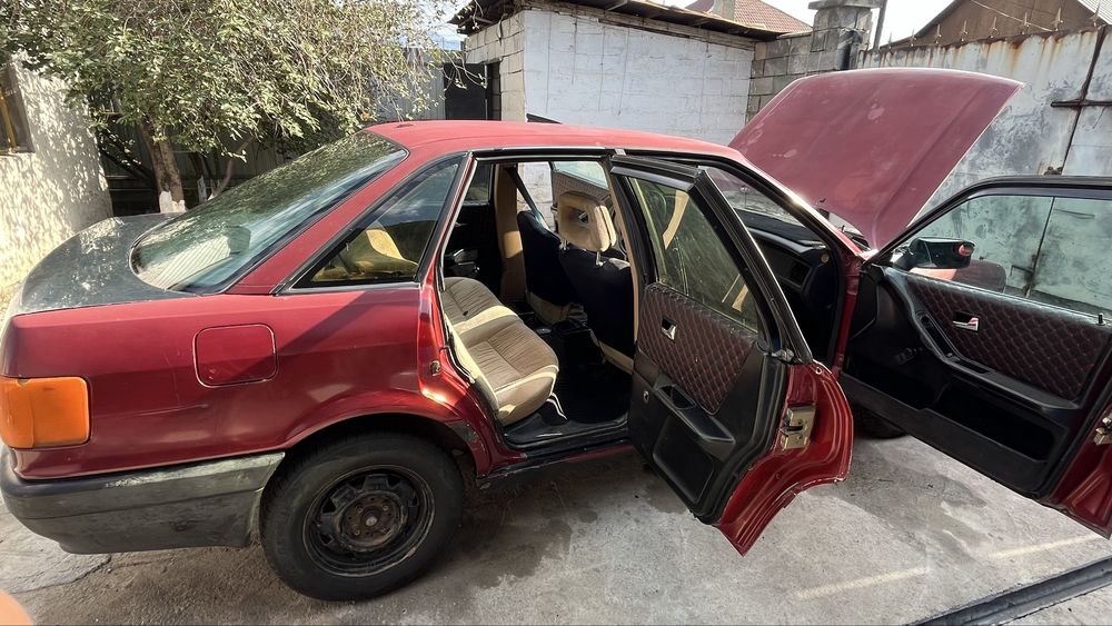 ауди 80, 1.8.  S