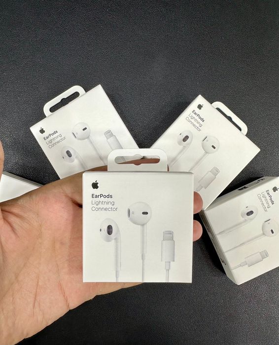 наушники Apple EarPods Lightning
