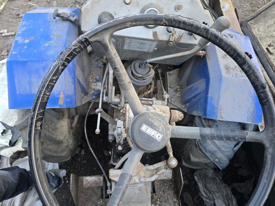 Tractoras ebro  4x4