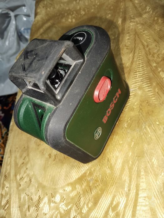 Лазерный уровень Bosch оригинал сотилади