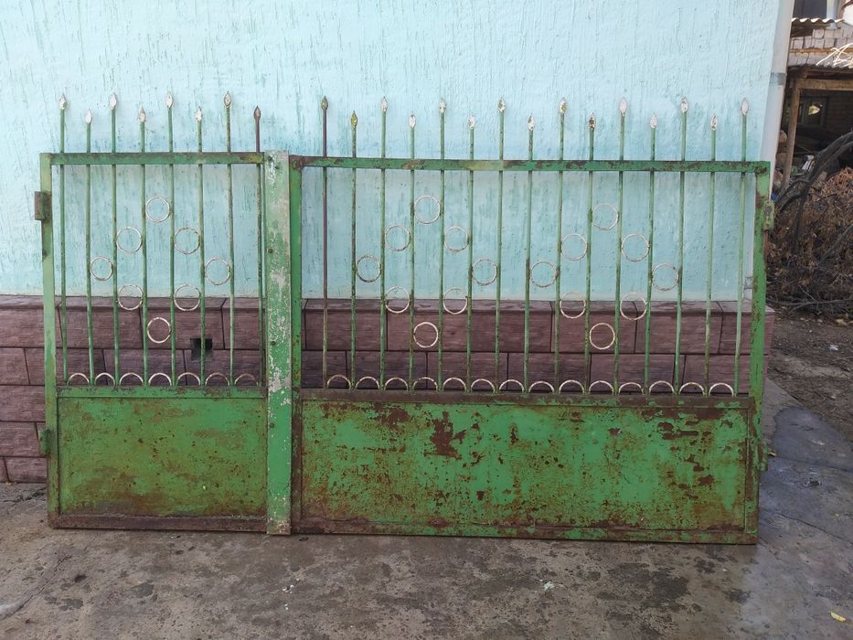 Продам ворота в нормальном состоянии