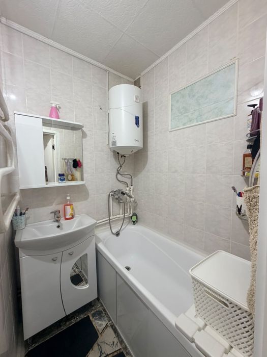 Продается трёхкомнатная квартира