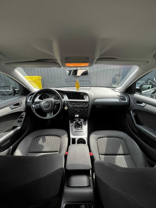 AUDI A4 2009 — imagine 2