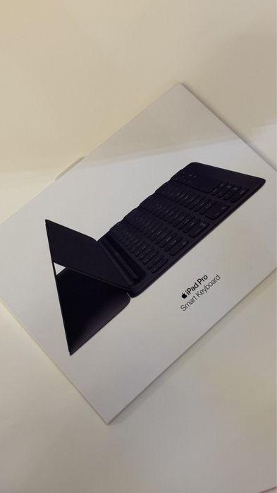 Клавиатура Apple