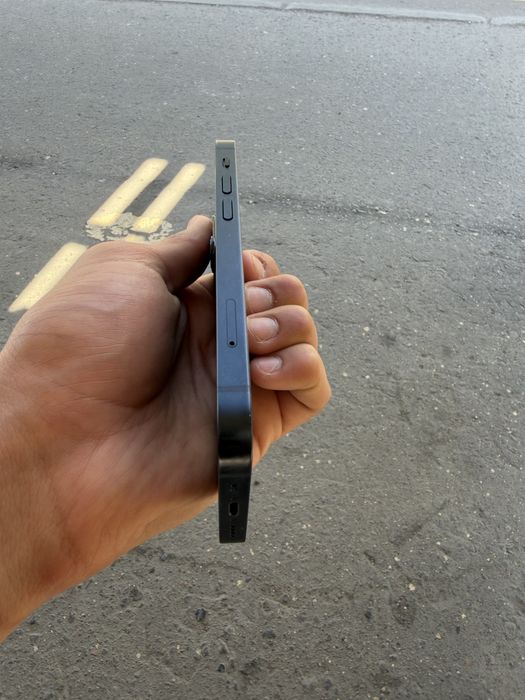 Iphone 13 mini 128 в отличном состоянии