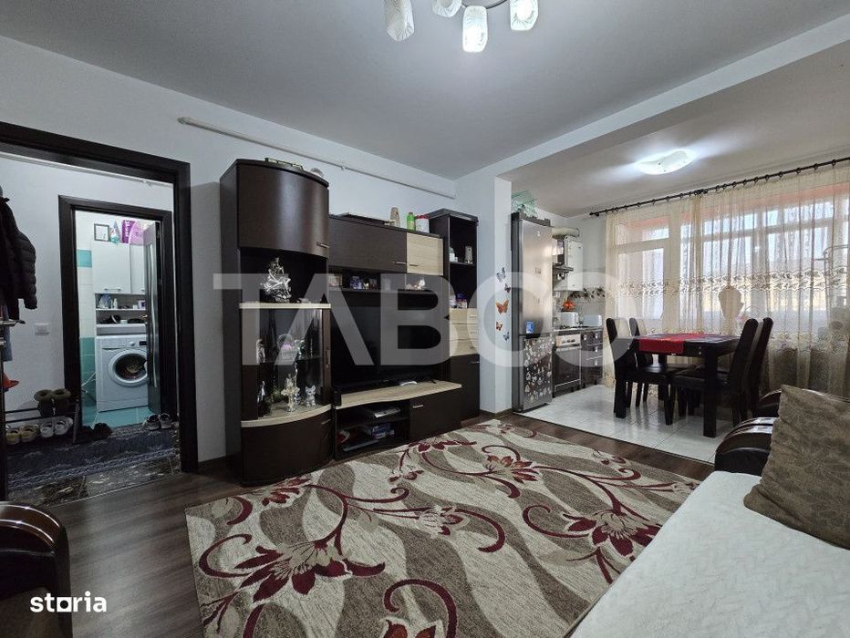 Apartament decomandat 3 camere 2 bai balcon etaj 1 Arhitectilor Sibiu