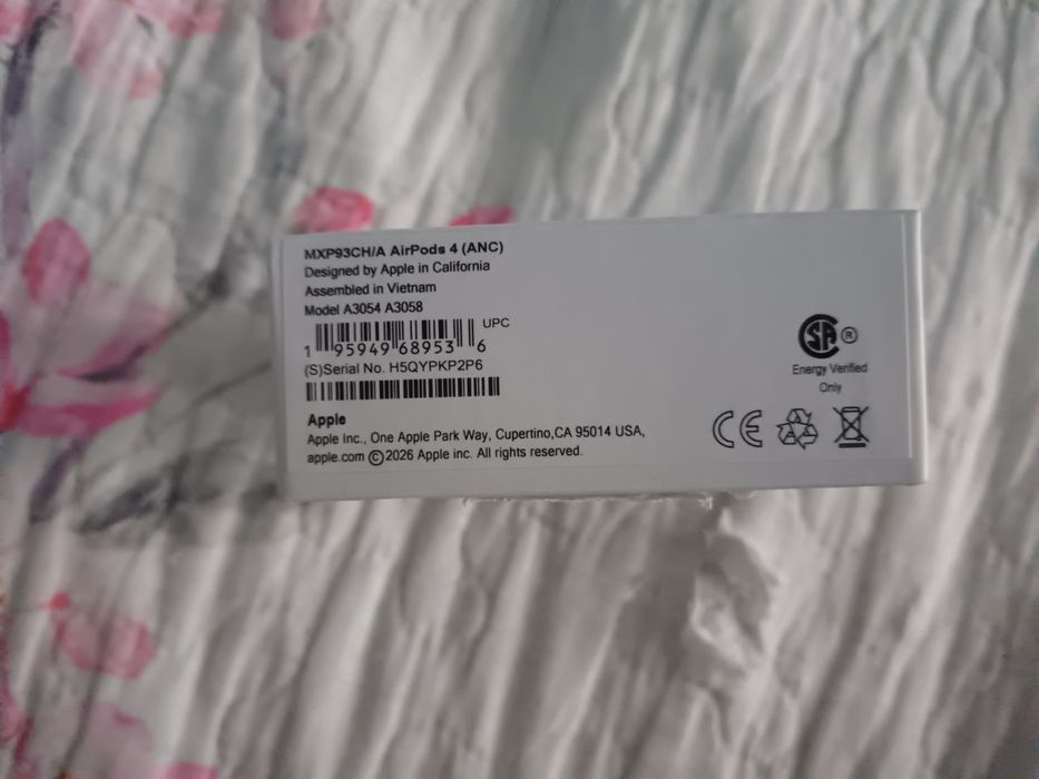 Airpods gen 4 putin folosite