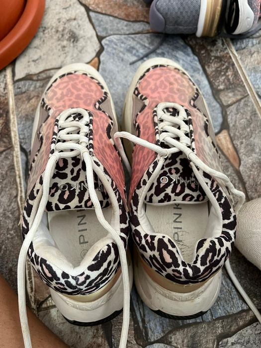 Sneakersi Pinko dama EU 37