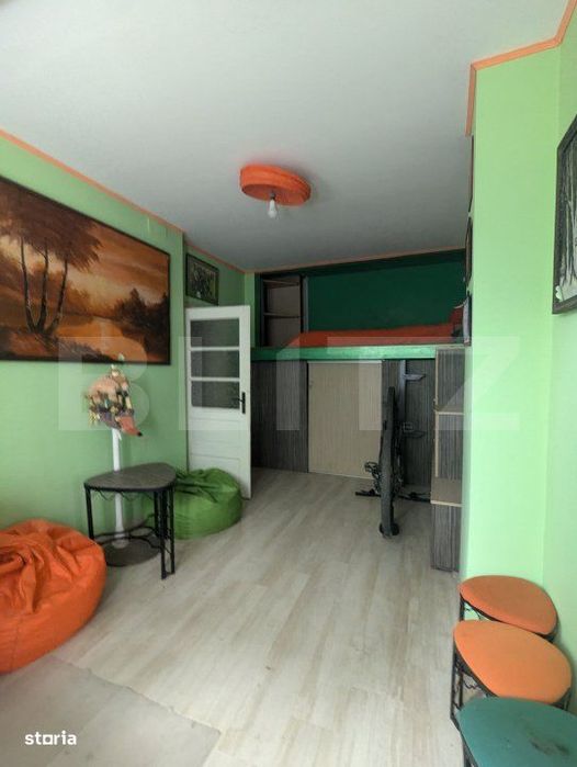 Casa renovabila/demolabila, teren 481 mp, 2 fronturi, zona Intre Lacur
