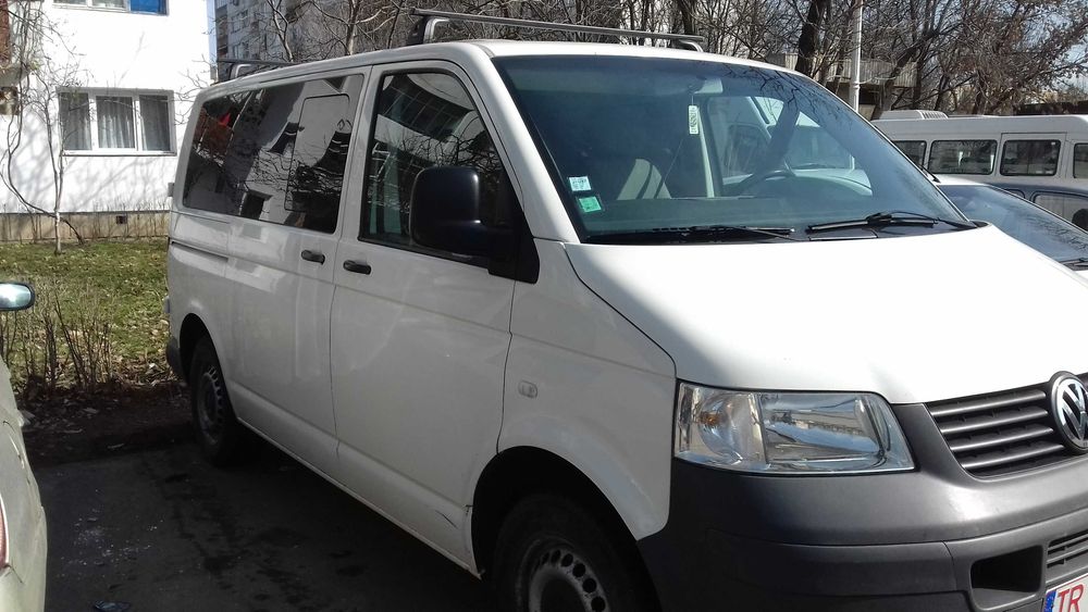 Dezmembrari VW Transporter T5 2.5 TDI AXE AXD