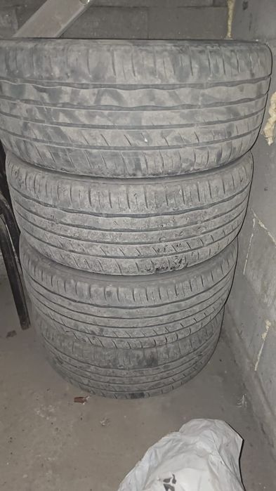 Комплек колеса с болтами 215/50/17