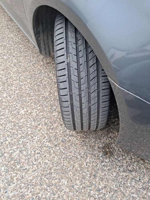 Vând Volkswagen Golf 2.0tdi 140cp 2011