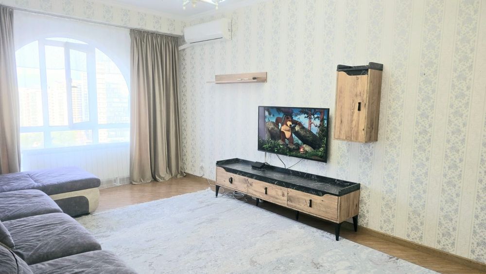 Жк Шахристан 2 комн посуточно