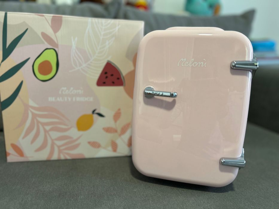 Mini frigider coametice Meloni