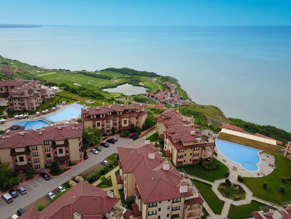 Продавам двустаен апартамент в Калиакриа Ресорт край Каварна