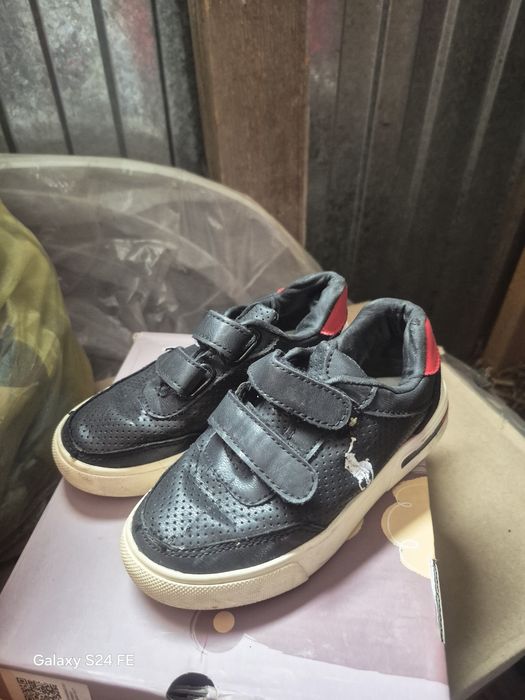 Продам детские обуви