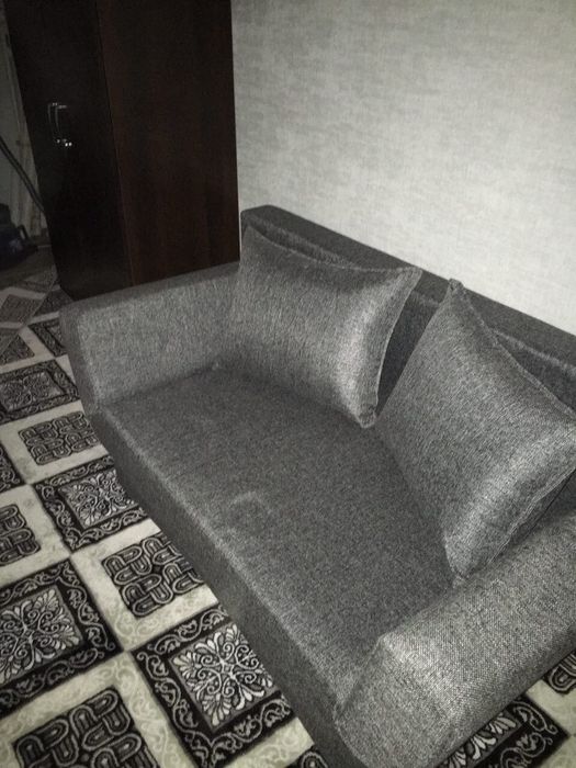 СРОЧНА Продается Квартира на Айбеке