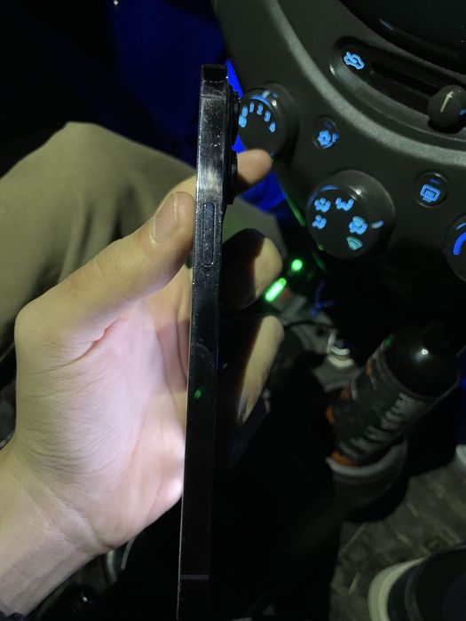 Iphone 14 pro max 128 gb yomkost 85  2 ta simkartali