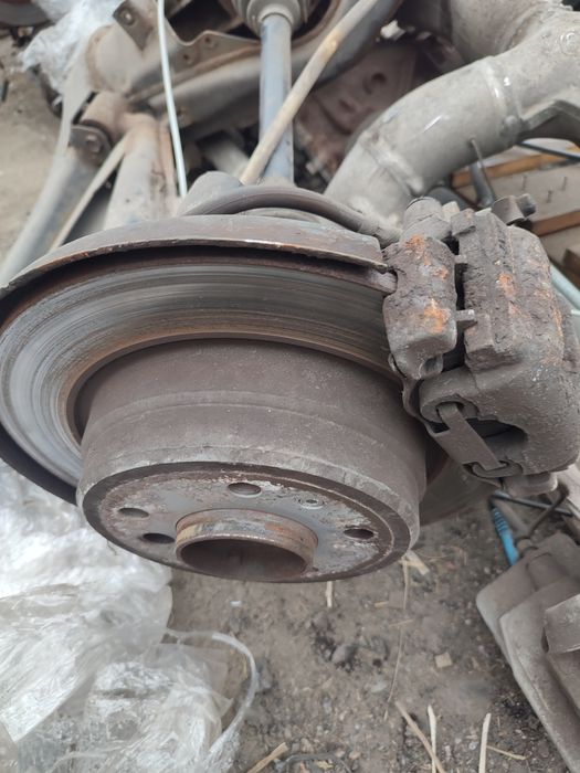 Сложная балка всборе на БМВ Е34 525