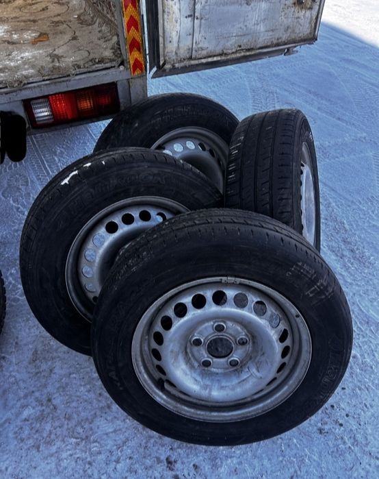 Шиный с дисками в комплекте 4 штуки