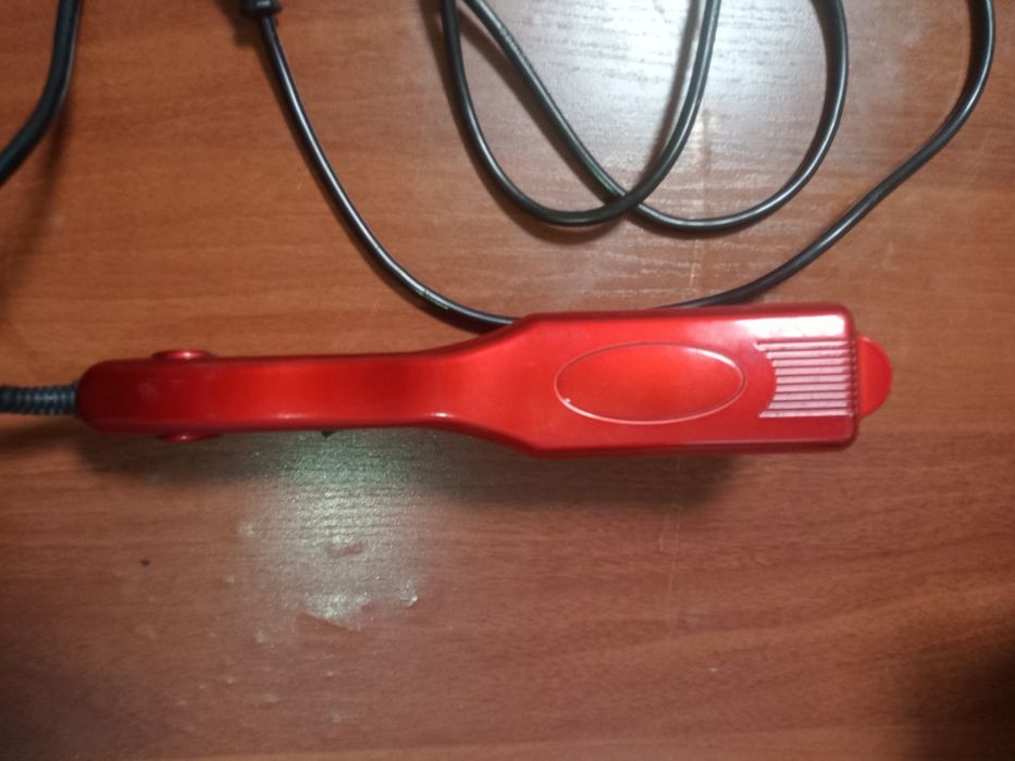 Выпрямитель для волос