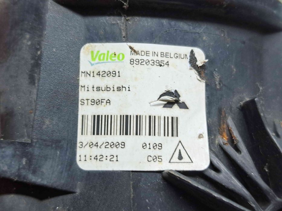 Proiector ceata stanga MITSUBISHI Outlander II [Fabr 2006-2015] 89203
