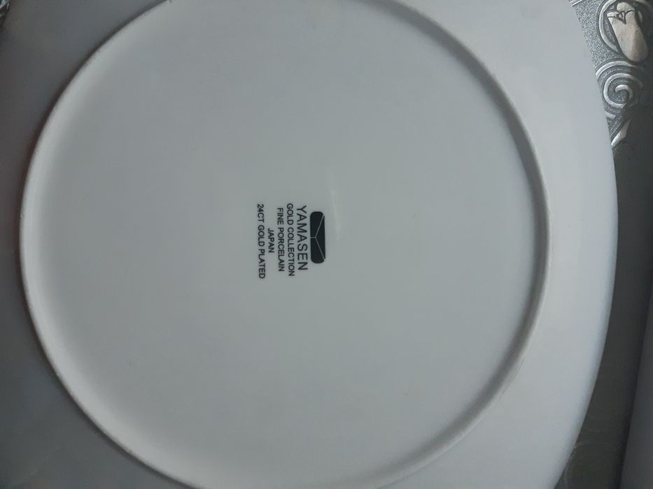 Тортница с лопаткой