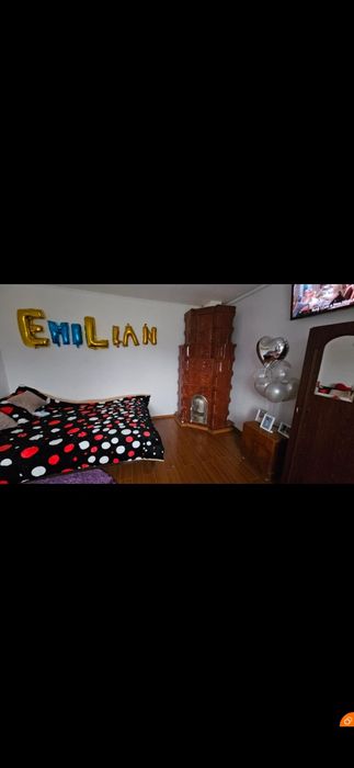 Vând casa 100 m² și curte 300m²