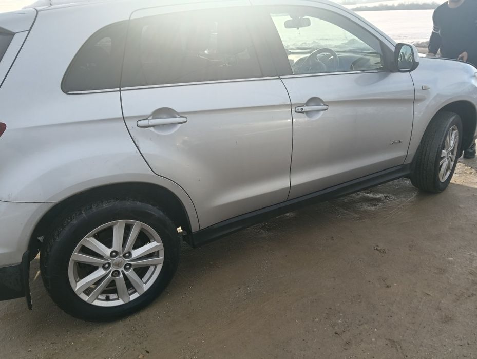 Dezmembrez Mitsubishi ASX Motor 1.6 BENZINA Manuala Suseni • OLX.ro